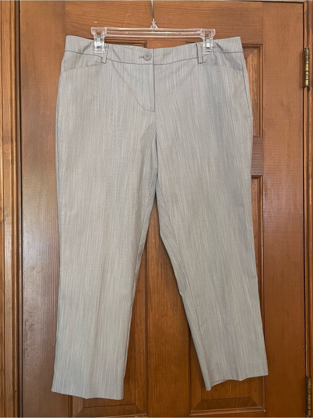 New York & Company Stretch Women's Light Blue/Gray Pinstripe Dress Pants Size 12